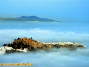 M�rchenhafter Blick zur maurischen Burg